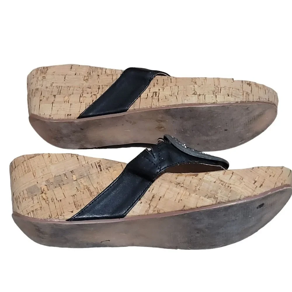 Volatile wedge sandal